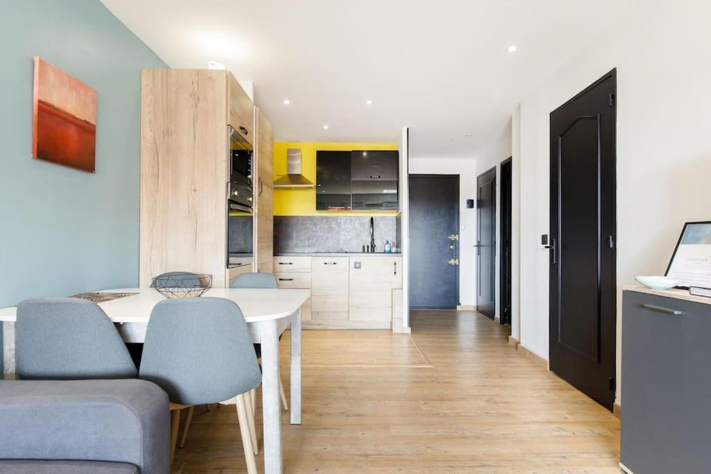 Appartement Stanislas Art - Cannes Centre - Terrasse - Clim Extérieur photo
